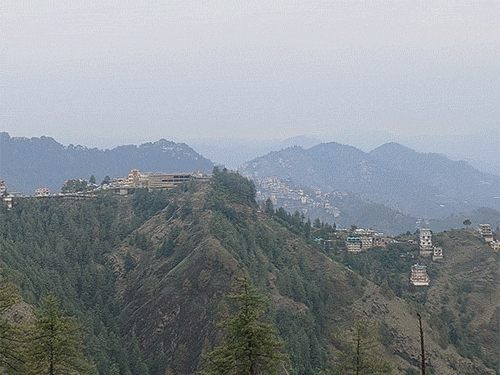 हिमाचल में आज भारी ओलावृष्टि-तूफान की चेतावनी:60KM की रफ्तार से तेज हवाएं चलेगी, गर्मी से मिलेगी राहत; 11 शहरों में 35॰C पार तापमान