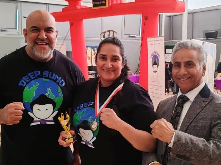 51-year-old Manjinder Nagra, who made rugby history, became Britain’s first Sikh sumo wrestler.