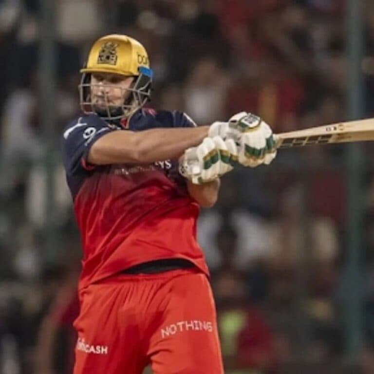 बेंगलुरु के टिम डेविड पर मैच फीस का 30% जुर्माना:2 डिमेरिट पॉइंट्स भी मिले, मुंबई पर जीत के बाद अश्लील इशारा किया था