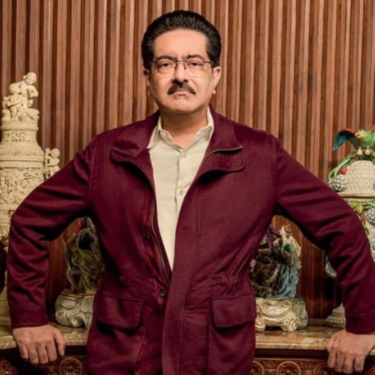बिड़ला बने वोडाफोन-आइडिया के चेयरमैन:सरकार ने AGR बकाया 27% कम किया; अब ₹64,046 करोड़ देना होगा