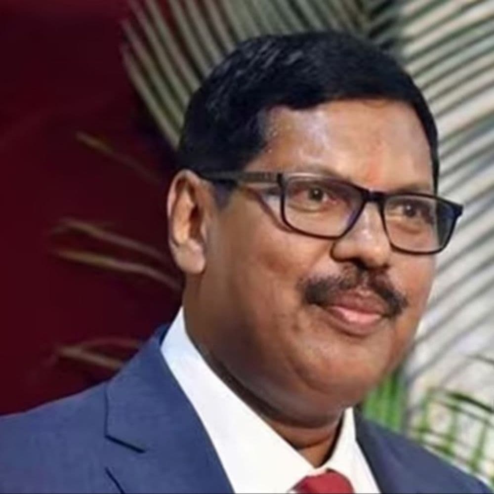 पूर्व CJI बोले- कोई भी संस्था भ्रष्टाचार से अछूती नहीं:पर न्यायपालिका में यह कम; कहा- सरकार से किसी पद की उम्मीद नही करनी चाहिए