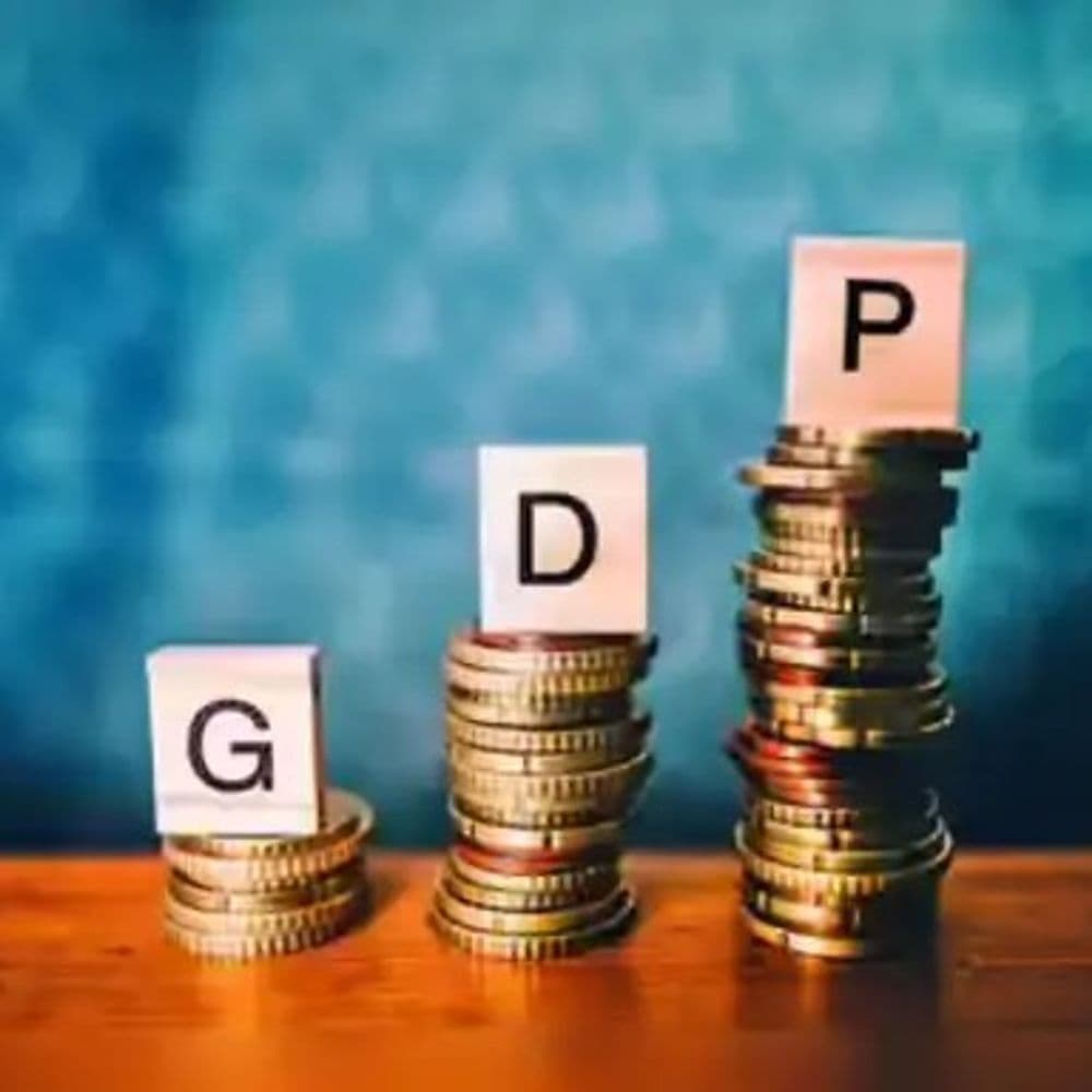 चौथी तिमाही में GDP ग्रोथ 7.8% रही:वित्त वर्ष-26 में 7.7% की दर से बढ़ी इकोनॉमी, फरवरी में सरकार ने यह अनुमान 7.6% बताया था